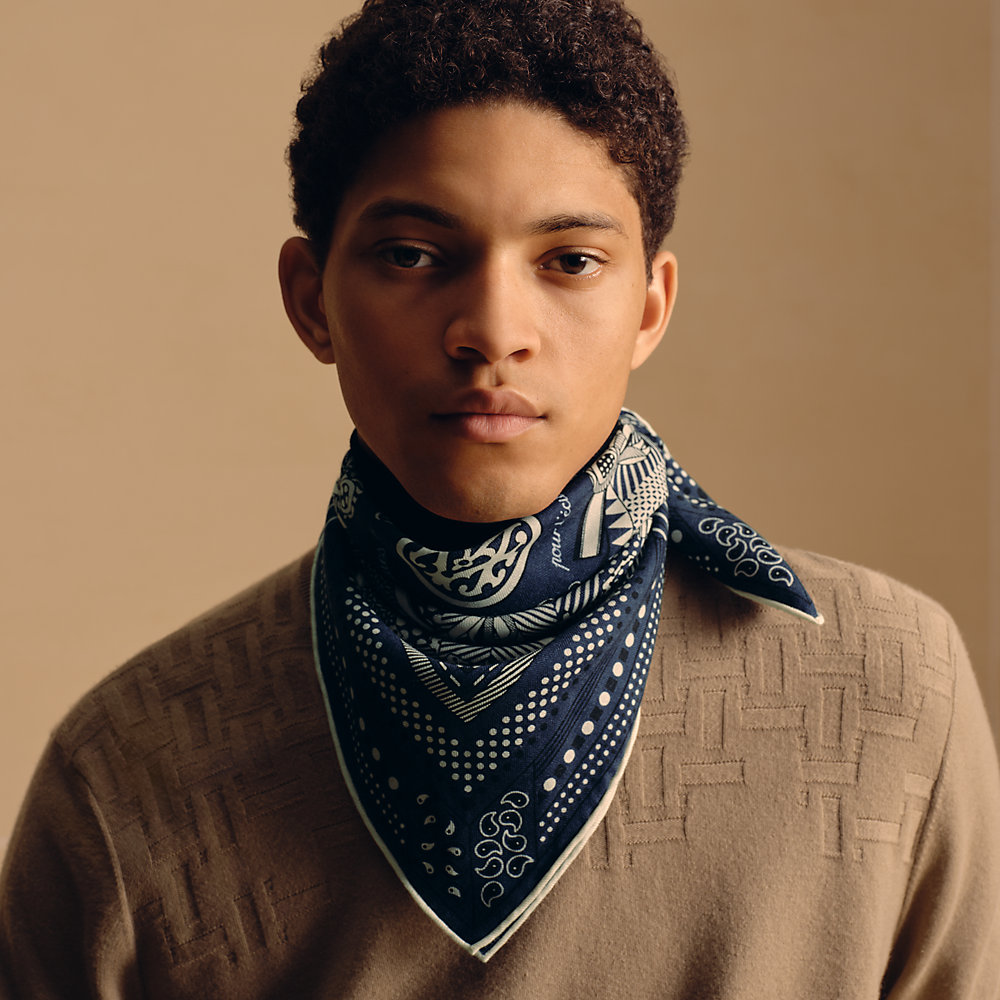 HERMÈS H65 馬着 カレH 65 《馬着》 - ブルー | Hermès - エルメス-公式サイト